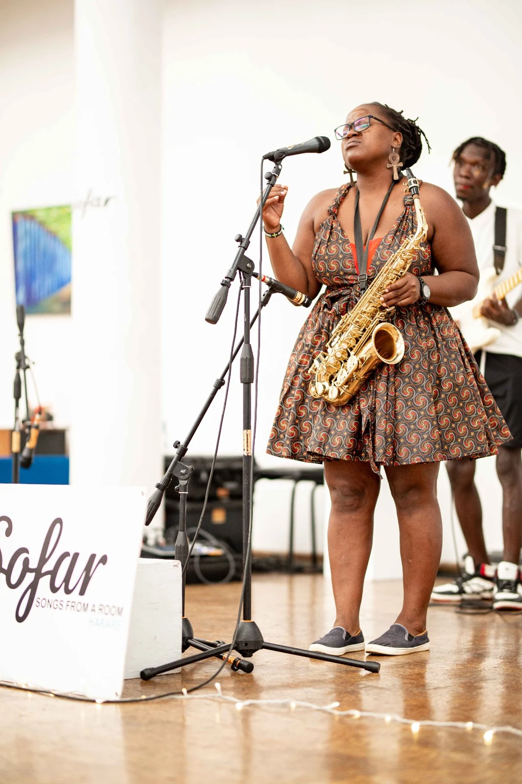Tina Watyoka performing at Sofar